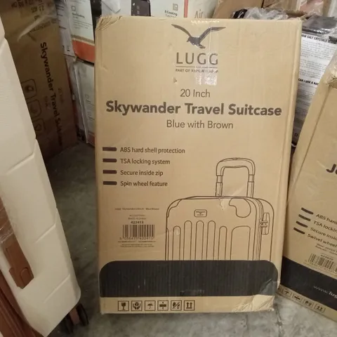 BOXED LUGG - 20INCH SKYWANDER TRAVEL SUITCASE BLUE & BROWN