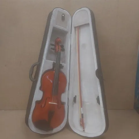 VIOLIN WITH CARRYCASE 