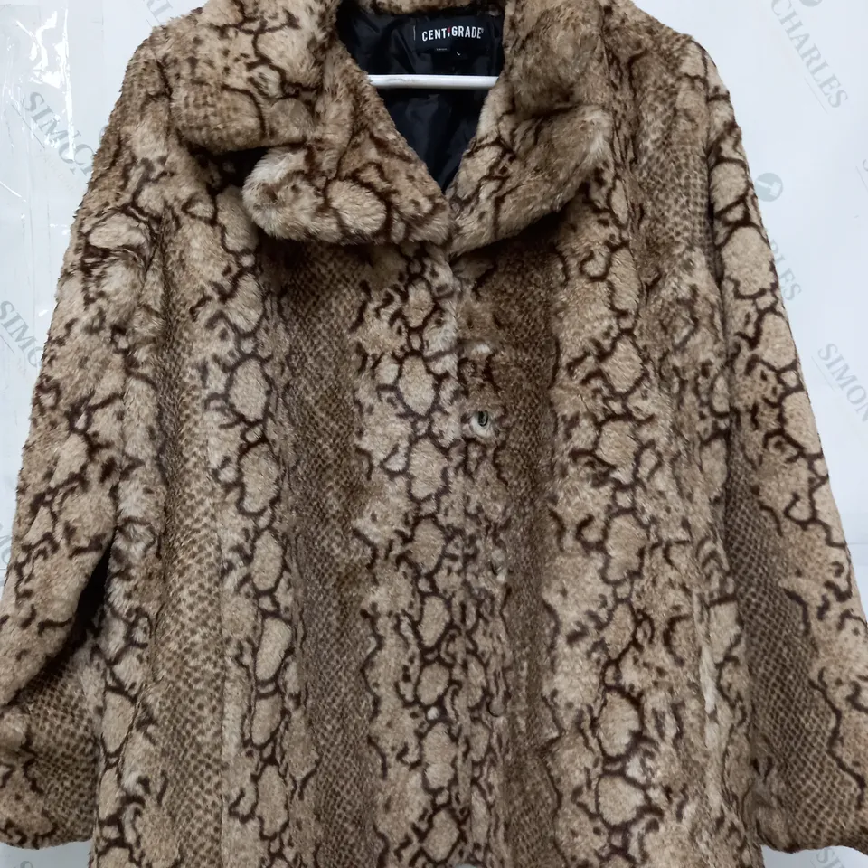 CENTIGRADE FAUX FUR SHORT COAT IN NATURAL - LARGE