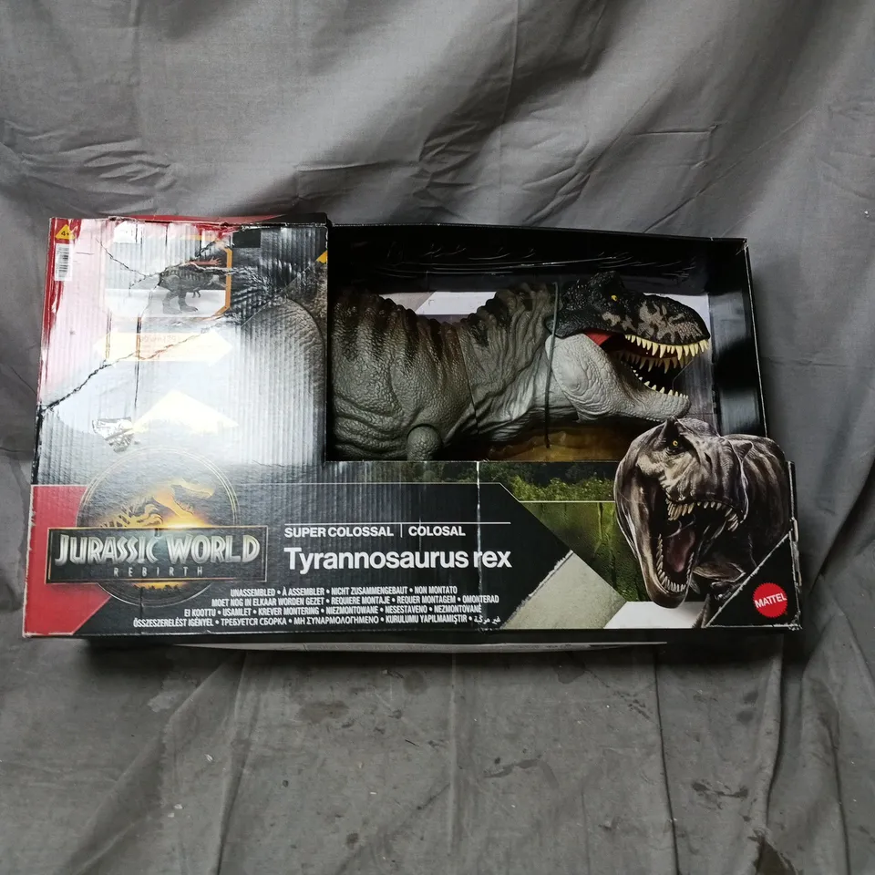 JURASSIC WORLD TYRANNOSAURUS REX - SUPER COLOSSAL FIGURE, BOXED (MATTEL)