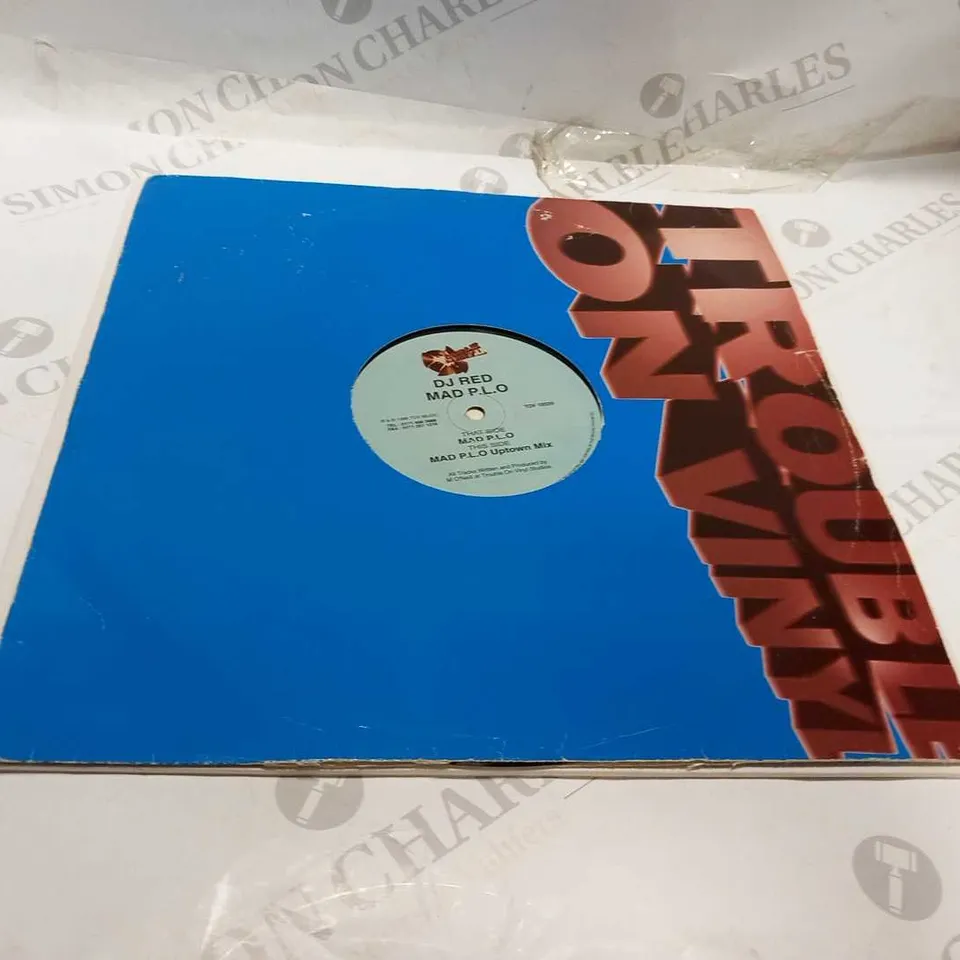 LOT OF 12 ASSORTED VINYL RECORDS, TO INCLUDE;
