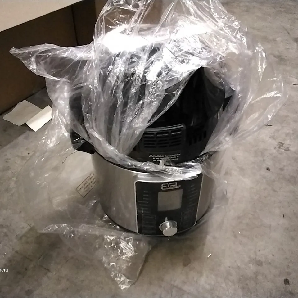 BOXED 29 IN 1 AIR FRYER AND PRESSURE COOKER