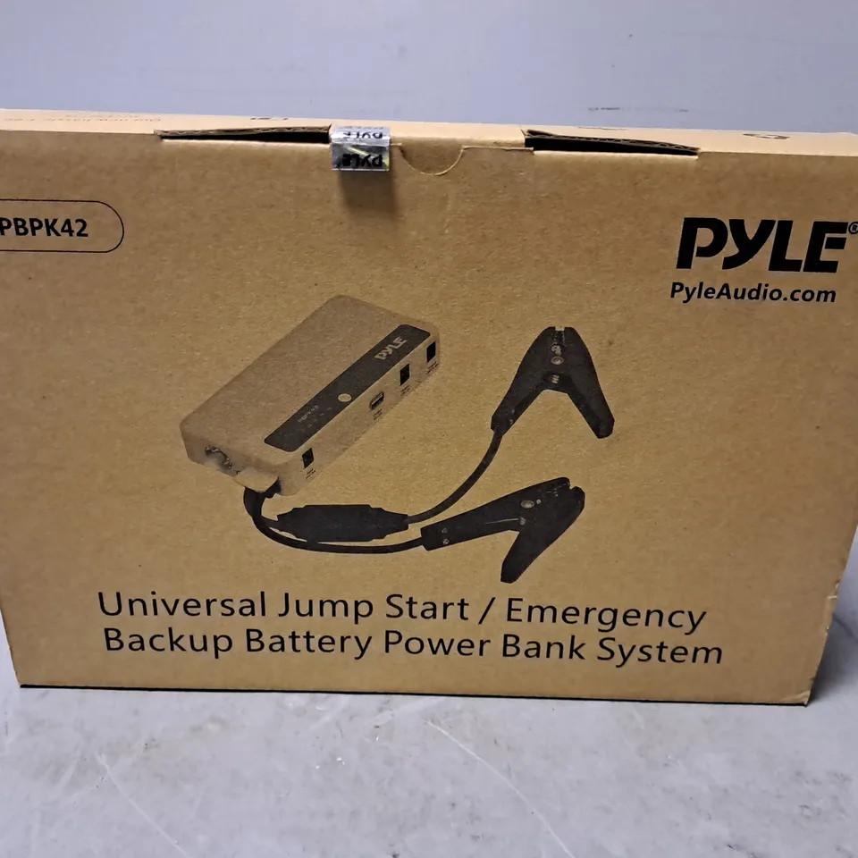 BOXED PYLE UNIVERSAL JUMP START EMERGENCY 