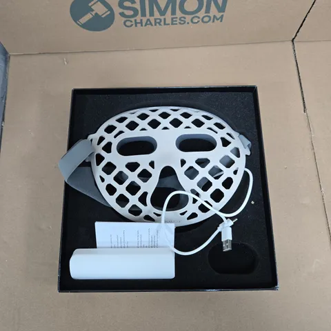 LUNA'MOUR AURALUX ADVANCED+ LED INFRARED FACE MASK – BOXED