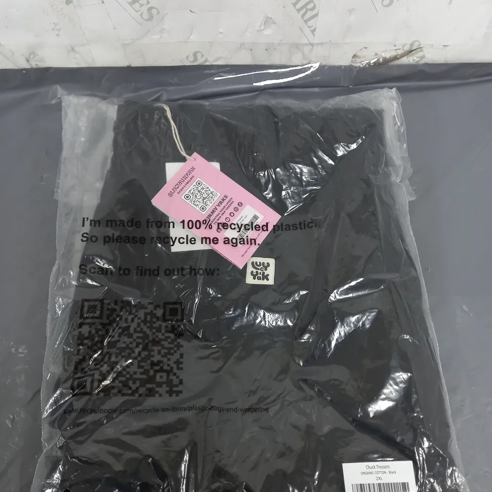 BAGGED LUCY AND YAK CHUCK TROUSERS SIZE XXL
