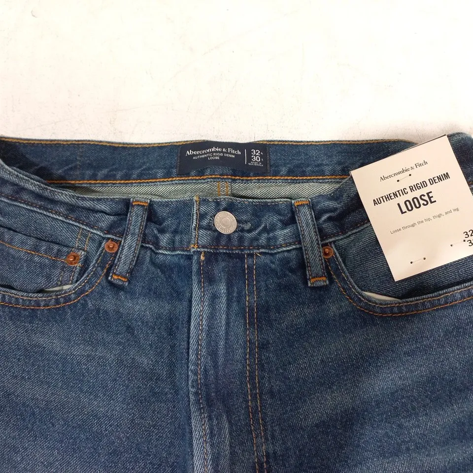 ABERCROMBIE & FITCH LOOSE RIGID DENIM JEANS IN BLUE - 32W 30L