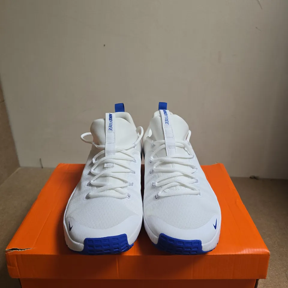 BOXED PAIR OF NIKE FREE METCON 6 TRAINING SHOES – WHITE/BLUE, UK 8 