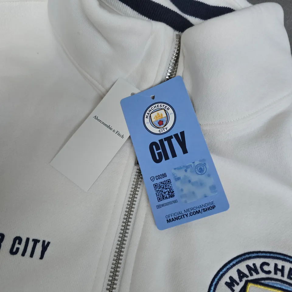 ABECROMBIE & FITCH MANCHESTER CITY FC OFFICIAL MERCHANDISE JACKET – WHITE ZIP-UP, SIZE S