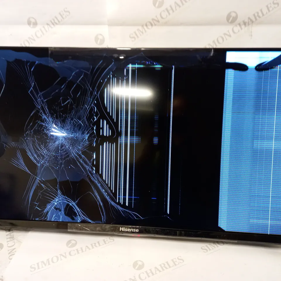 HISENSE A4GTUK 32" HD SMART TV