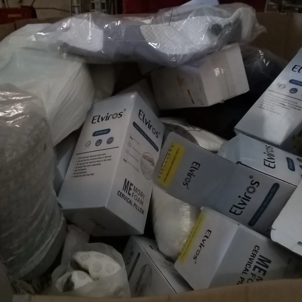 PALLET OF ASSORTED ITEMS INCLUDING HOMOZE 100FT HOSE, YOURFACEPILLOW, CONTOUR MEMORY FOAM PILLOW, PREGNANCY PILLOW, 5 STARS UNITED SEAT CUSHION, ELVIROS MEMORY FOAM CERVICAL PILLOW 