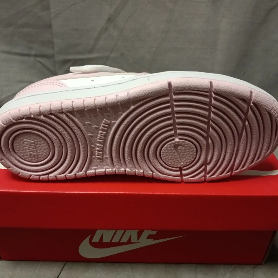 BOXED PAIR OF NIKE COURT BOROUGH LOW RECRAFT KIDS TRAINERS IN WHITE/PINK - UK 10.5