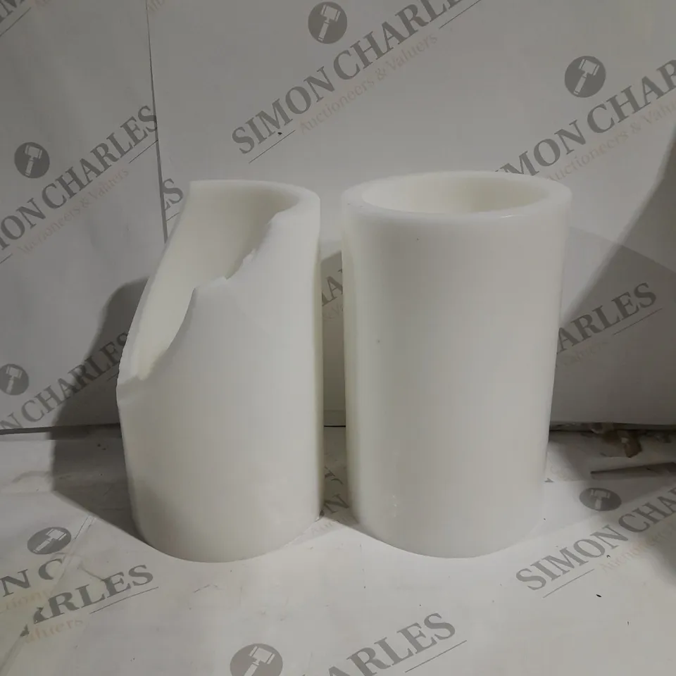 PAIR OF PRE-LIT LED CANDLES