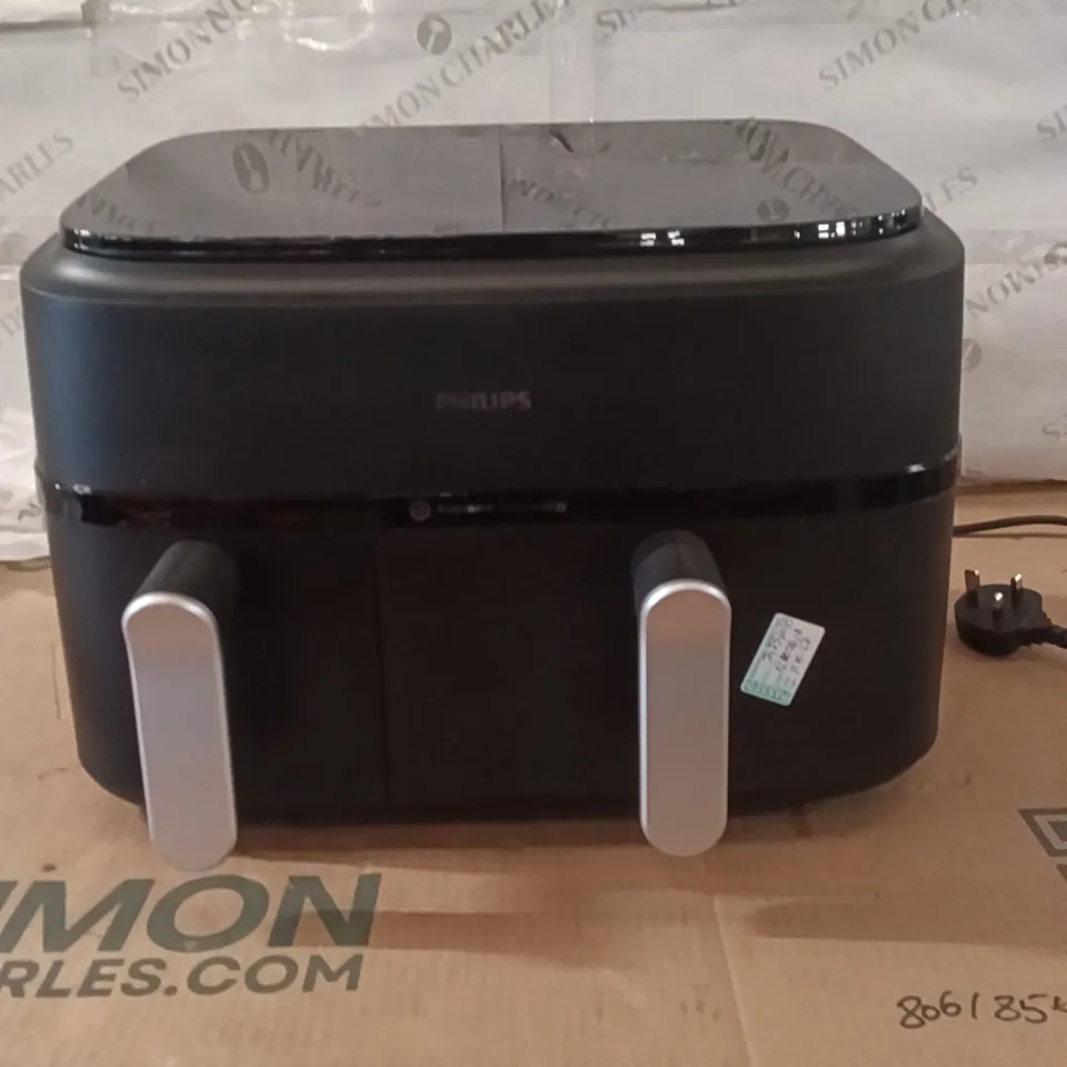 BOXED PHILIPS AIR FRYER 3000 SERIES DUAL BASKET - NA351