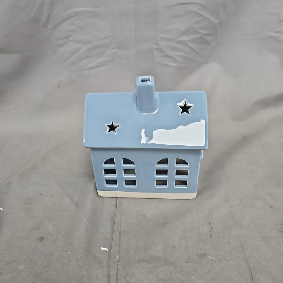 BOX OF APPROXIMATELY 10 ITEMS INCLUDING: PORCILIN HOUSE FIGURE, SIZE 6 BOOTS AND DANCE SHOES