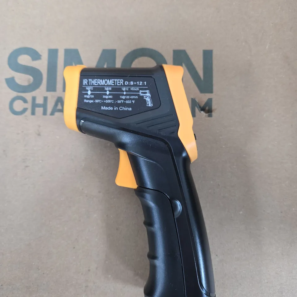 TOTE OF APPROXIMATELY 15 ASSORTED ITEMS TO INCLUDE: IR THERMOMETER 