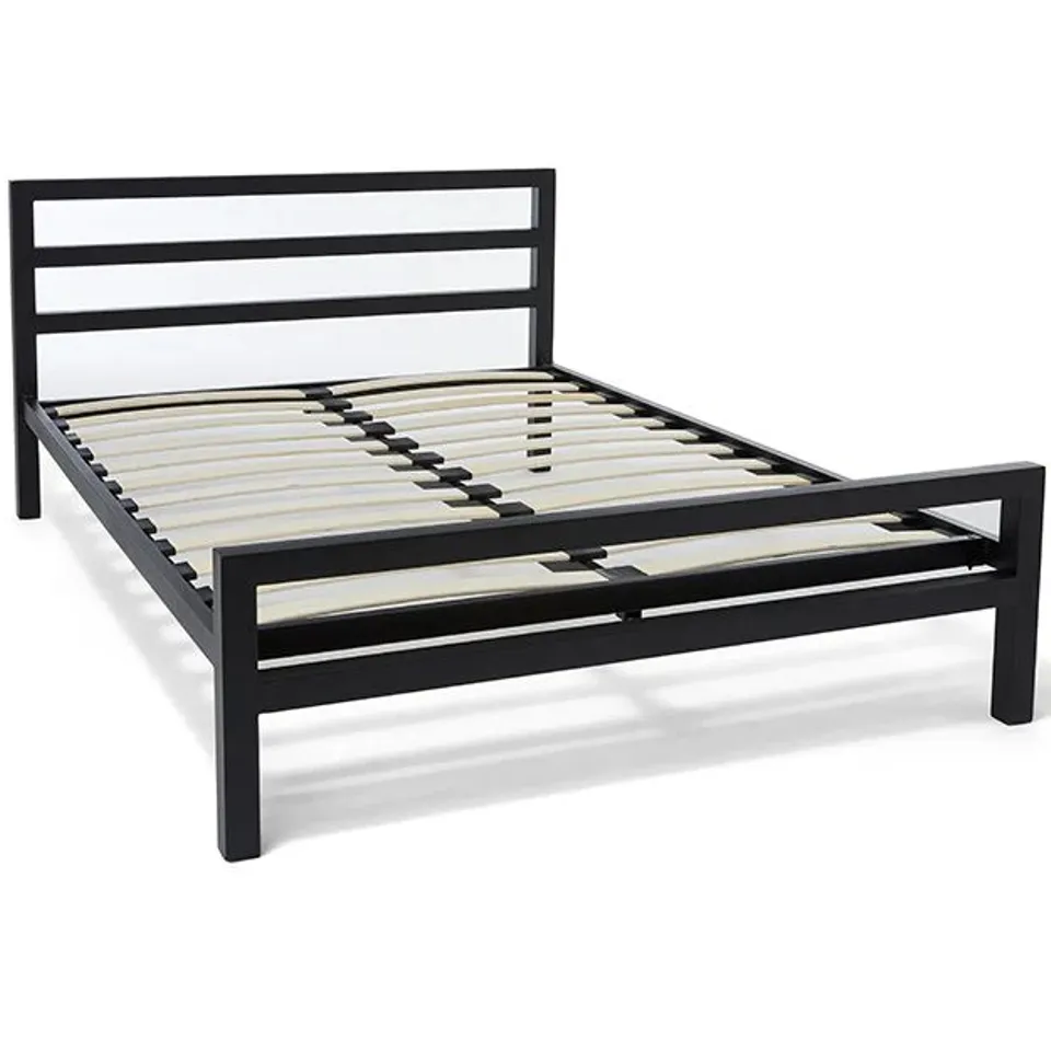 BOXED METAL BED FRAME // SIZE: 4FT6 (1 BOX)