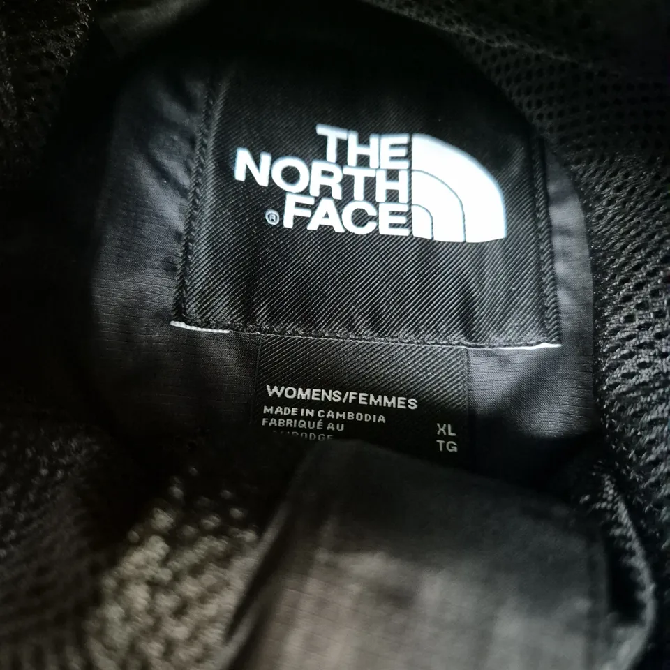 THE NORTH FACE WOMEN'S PUFFER JACKET – BLACK, XL