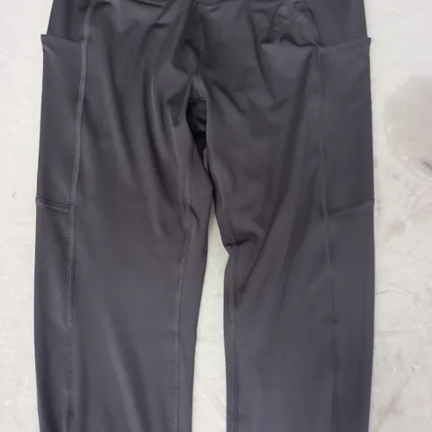 GYMSHARK POCKET LEGGINGS IN BLACK SIZE LARGE