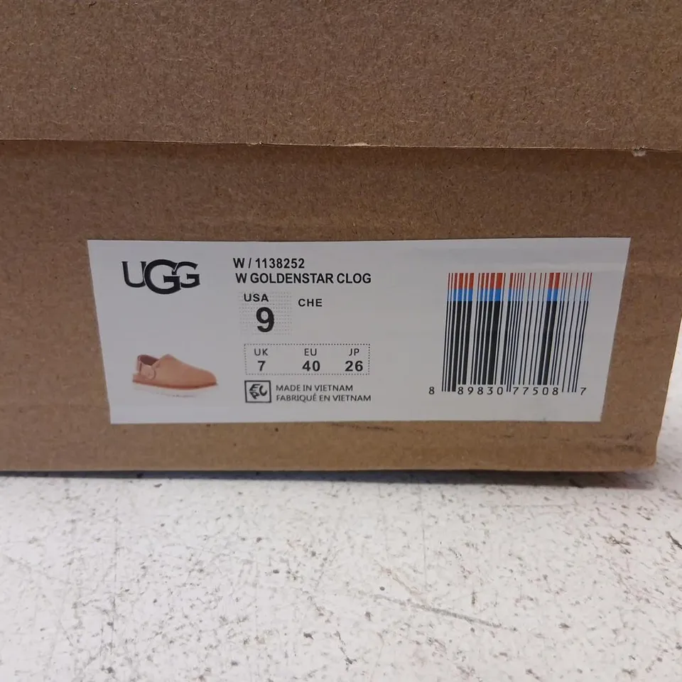 UGG WOMEN'S GOLDENSTAR CLOG – BROWN SUEDE (UK 7 / US 9)