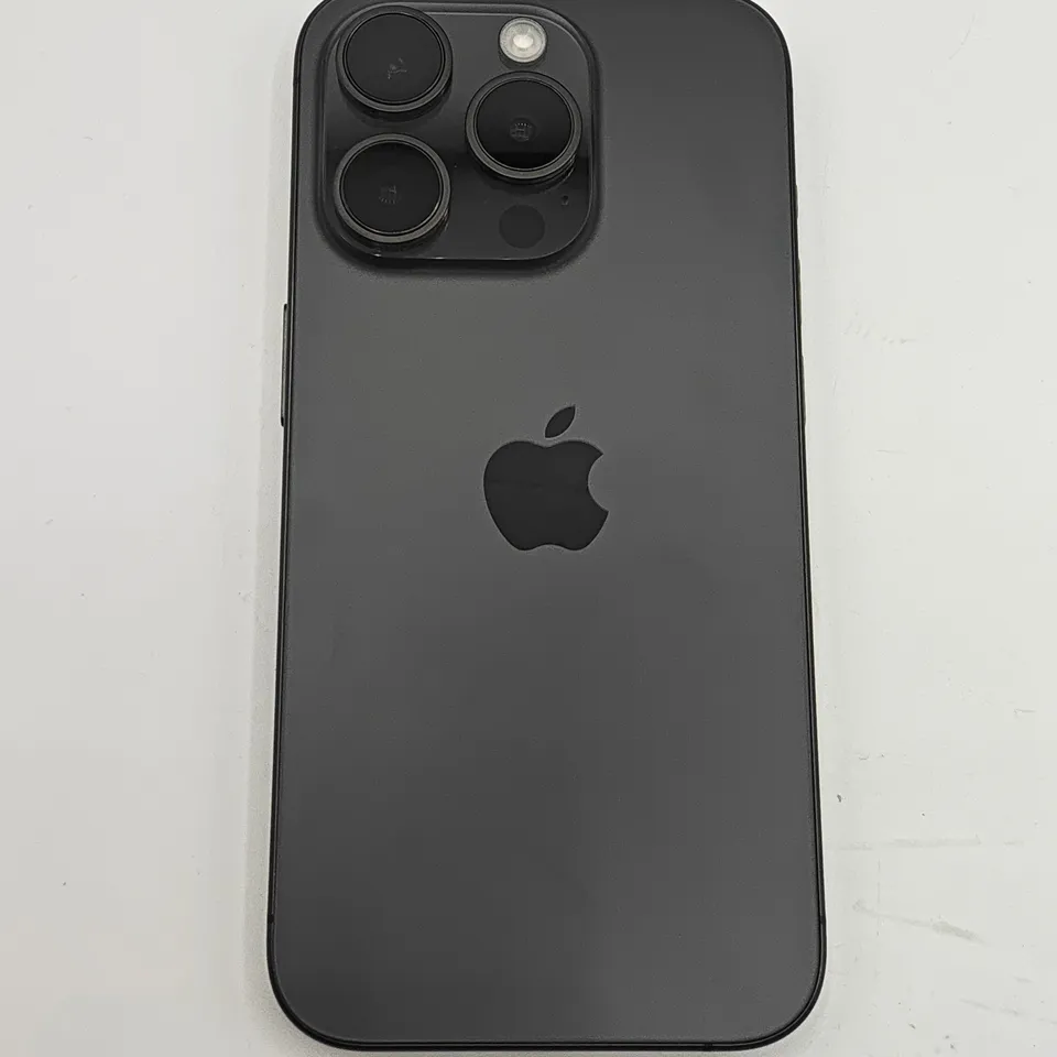 UNBOXED APPLE IPHONE 15 PRO 128GB IN TITANIUM