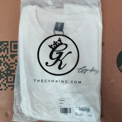 BAGGED GYM KING SCRIPT MINDSET T-SHIRT IN CREAM SIZE UK 12