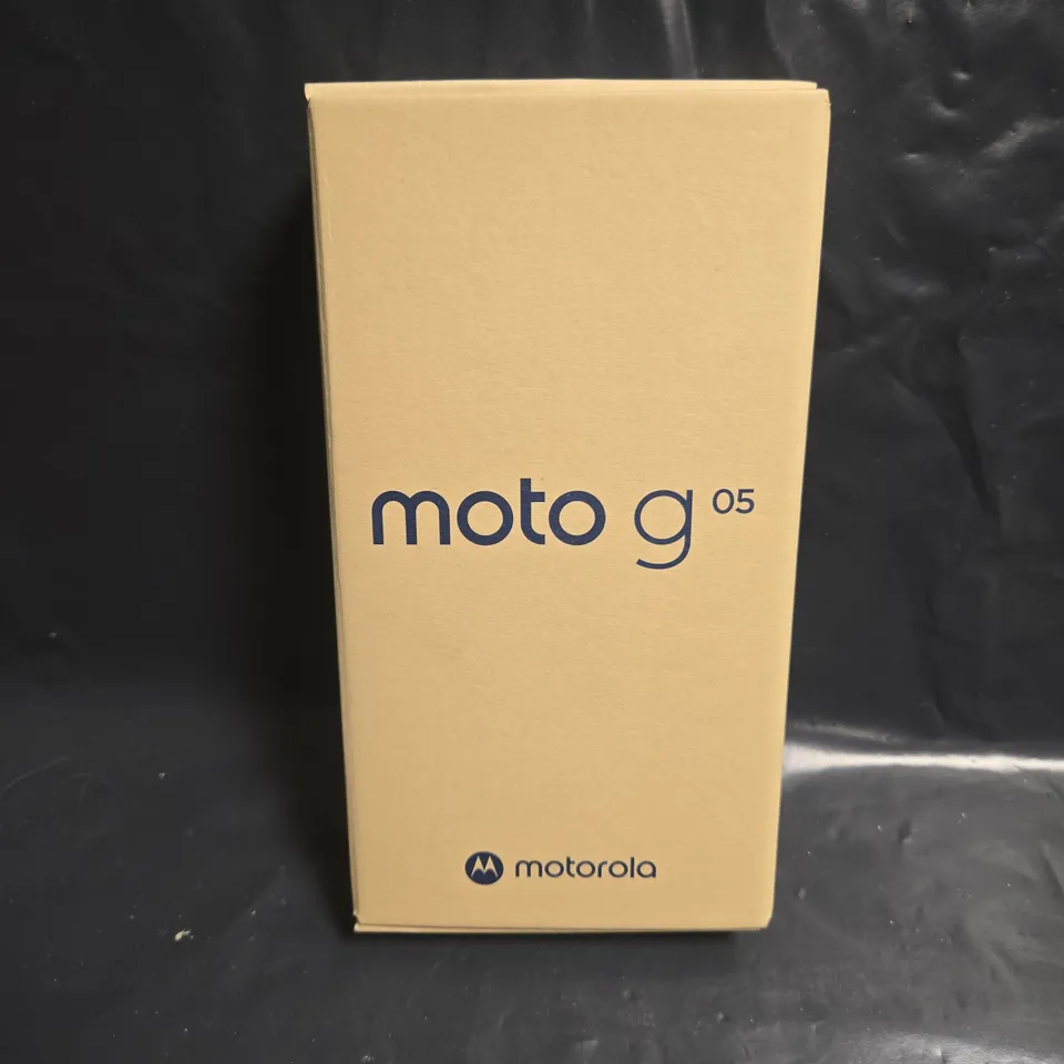 BOXED MOTOROLA MOTO G 05 4+64GB IN DENIM BLUE - MC43C
