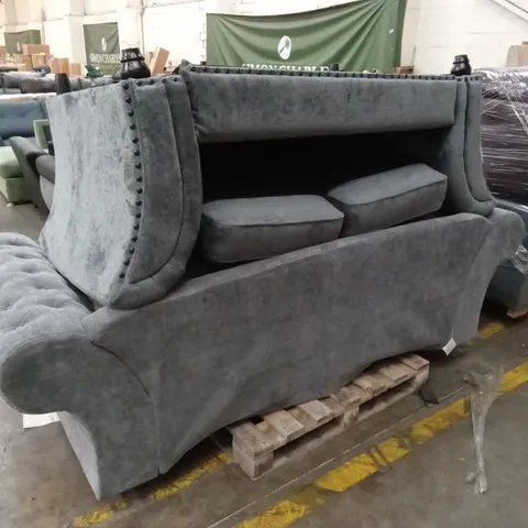 PALLET OF ASSORTED DESIGNER DAMAGED/INCOMPLETE SOFAS