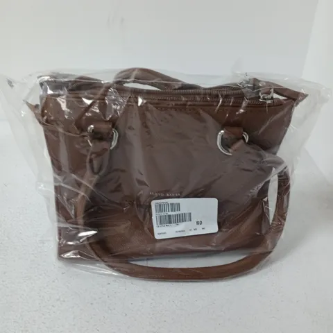 BAGGED LLOYD BAKER LEYLA MULTI BAG IN TAN