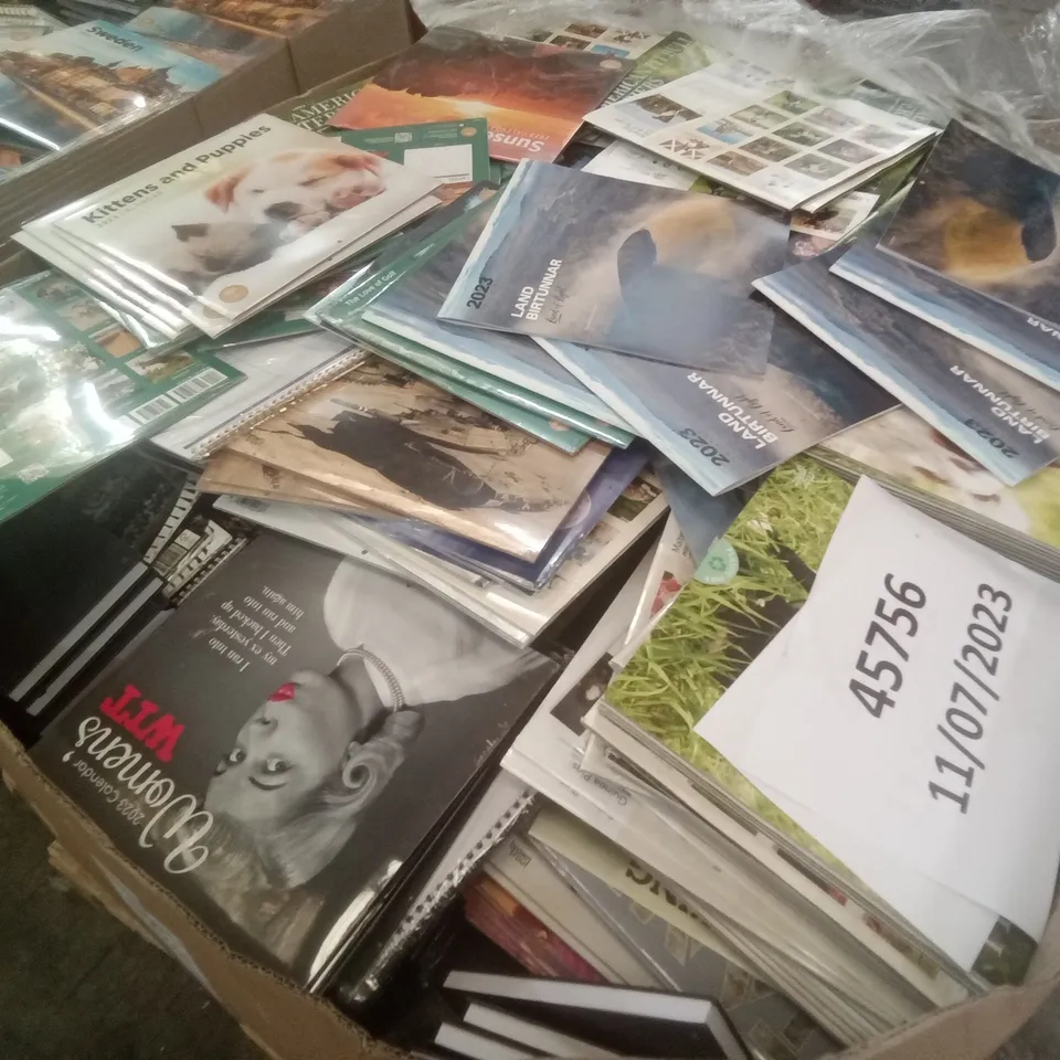 PALLET CONTAINING ASSORTED 2023 CALENDARS & PLANNERS