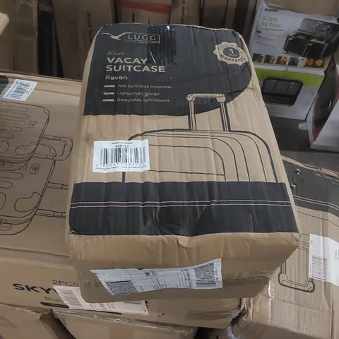 BOXED LUGG VACAY SMALL SUITCASE 