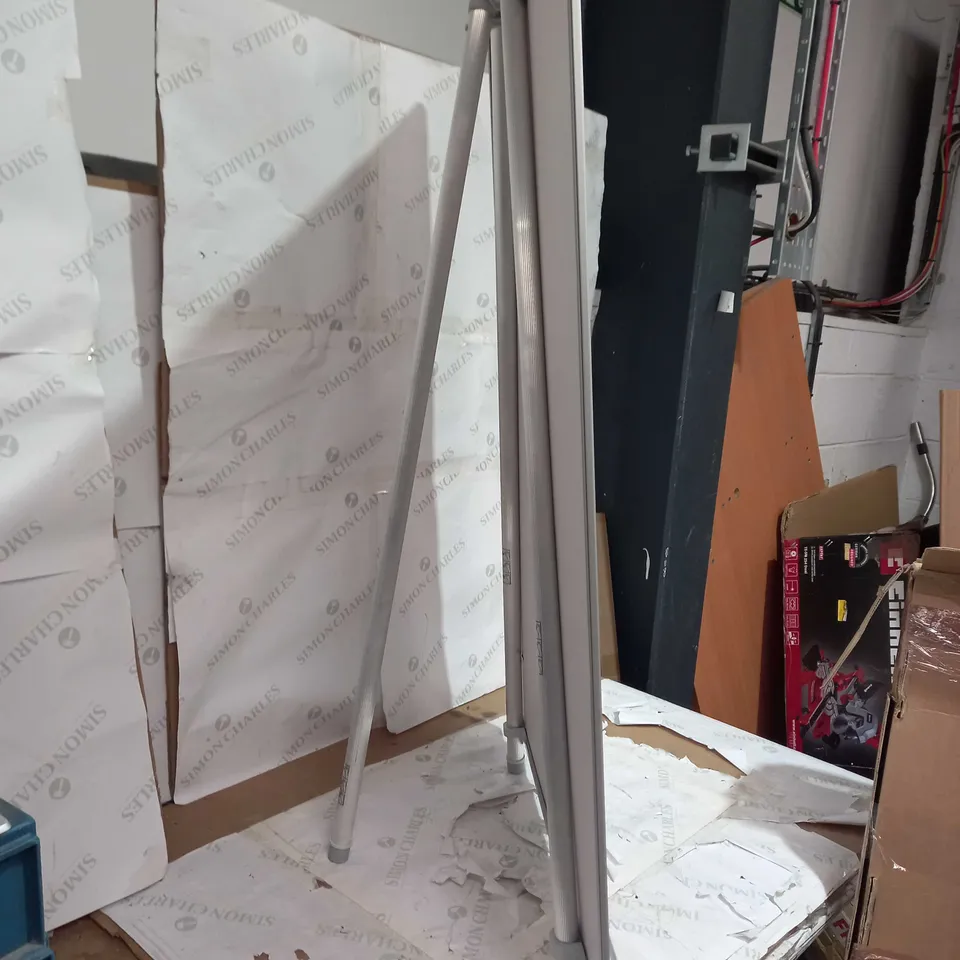 STANDING WHITEBOARD - COLLECTION ONLY