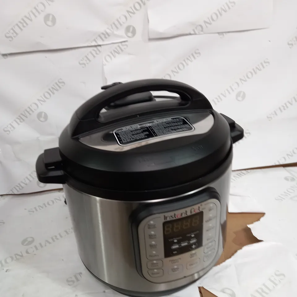 INSTANT POT DUO SMART PRESSURE COOKER