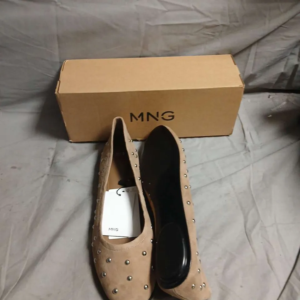 MNG BY MANGO WOMEN'S TAUPE SUEDE STUDDED BALLET FLATS - SIZE EUR 41