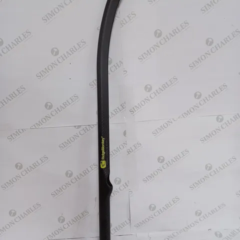 RIDGE MONKEY CARBON THROWING STICK MAT EDITION