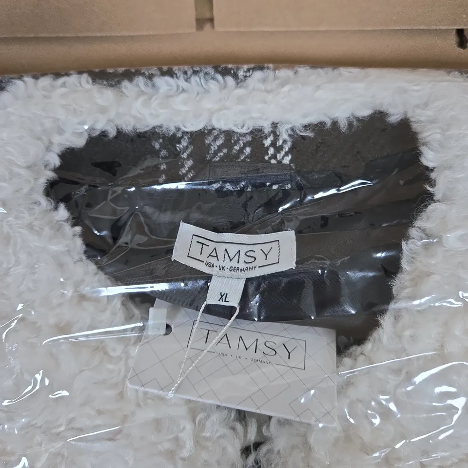 BOX OF APPROXIMATELY 7 TAMSY FAUX FUR COLLAR PLAID JACKETS