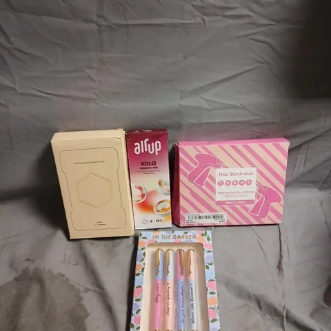 APPROXIMATELY 20 ASSORTED HOUSEHOLD ITEMS TO INCLUDE IN THE GARDEN PENS, FINE STITCH GUN AND A MULTIPURPOSE RATCHET SET