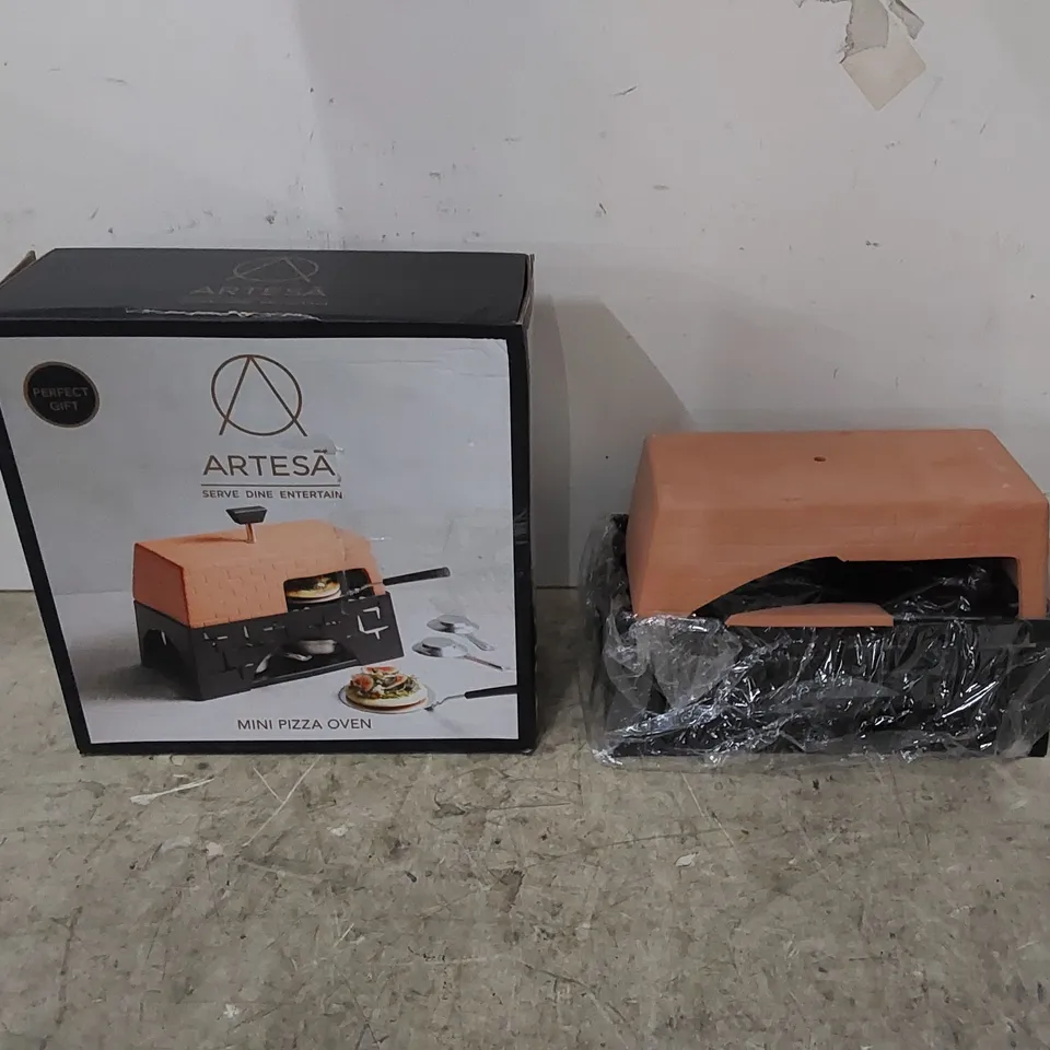 BOXED ARTESA MINI PIZZA OVEN