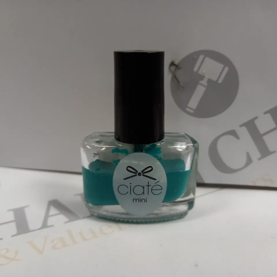 APPROX 25 CIATE MINI DITCH THE HEELS
