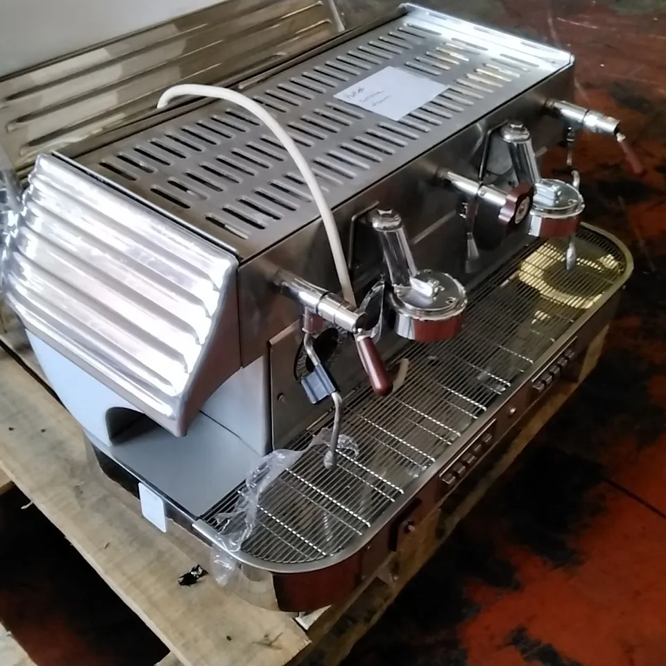 ELEKTRA BARLUME 2 GROUP COFFEE MACHINE WHITE