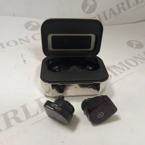 MASTER & DYNAMIC MW07 TRUE WIRELESS EARPHONES 