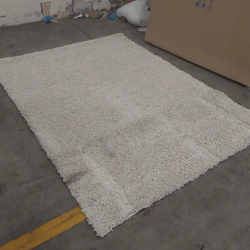 QUALITY DESIGNER AREA RUG - APPROXIMATELY 220 x 160cm