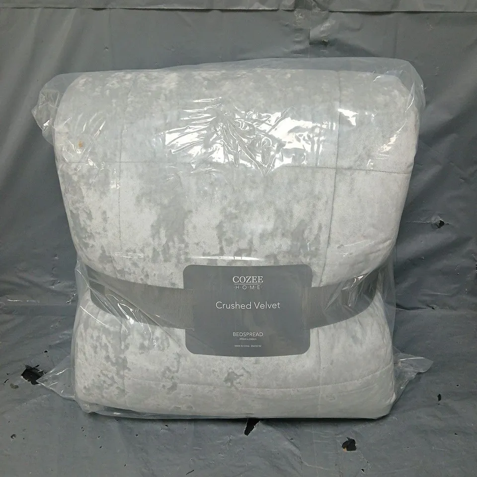 COZEE HOME CRUSHED VELVET BEDSPREAD IN GREY 250X260CM