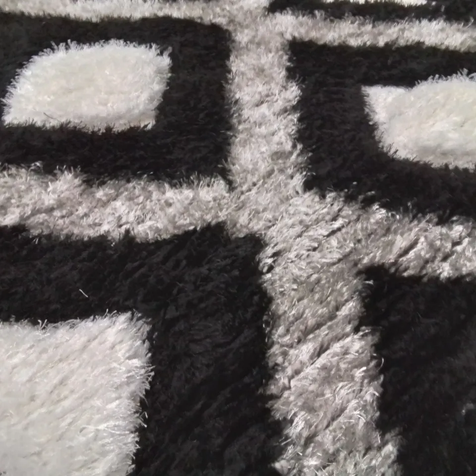 OLYMPIA MACHINE WOVEN BLACK/WHITE/GREY AREA RUG -120×170CM-