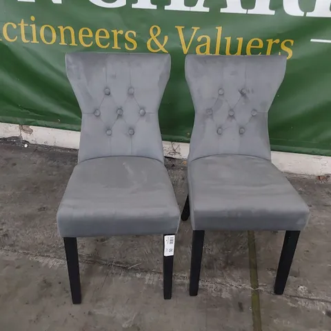 PAIR OF UPHOLSTERED BUTTONED RING BACK DINING CHAIRS GREY PLUSH FABRIC ON BLACK WOOD LEGS