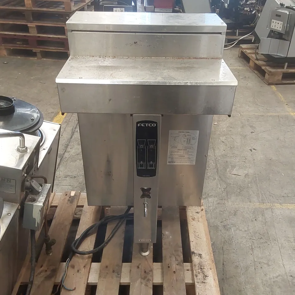 FETCO CBS 2052 COMMERCIAL COFFEE MACHINE