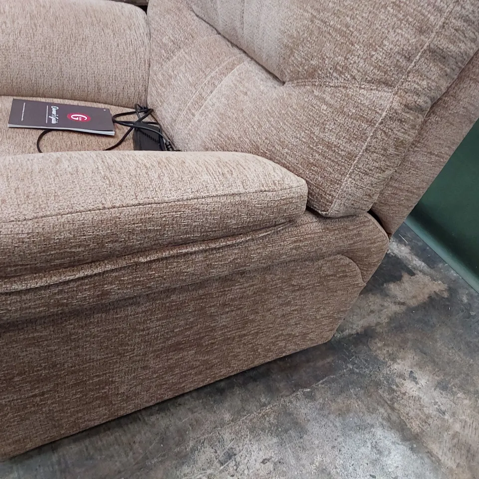 QUALITY BRITISH DESIGNER G PLAN SEATTLE POWER RECLINING EASY CHAIR BOUNCE COCO FABRIC 