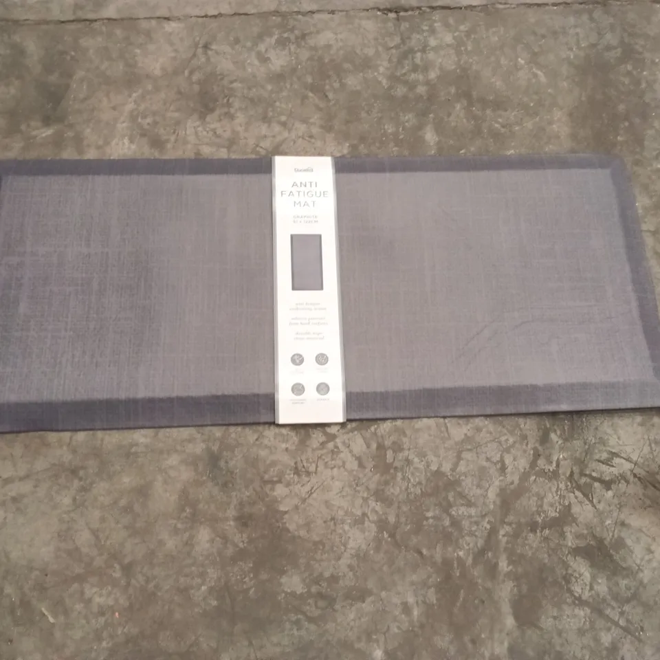 STILLAGE TO CONTAIN APPROXIMATELY 10X DESIGNER AREA RUGS