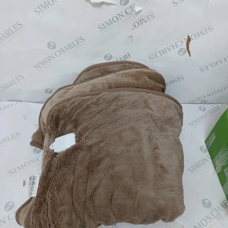 BOXED COZEE HOME VELVETSOFT HEATED THROW IN DARK TAUPE