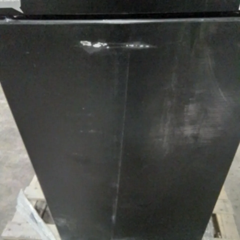 HOOVER FREESTANDING 50/50 FRIDGE FREEZER I BLACK WITH WATER DISPENSER 