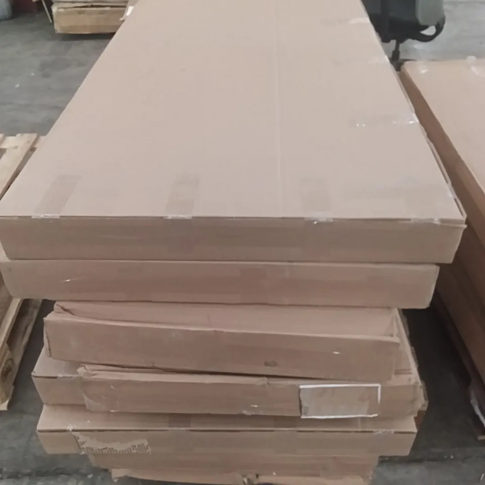 PALLET OF ASSORTED INCOMPLETE GARDEN OUTDOOR ZEST FURNITURE 